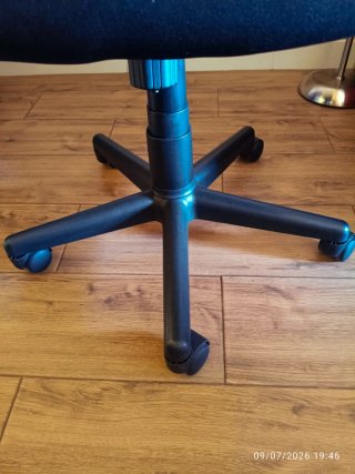 Silla ergonómica ajustable y reclinable
