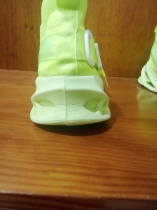 Zapatillas deportivas verde lima