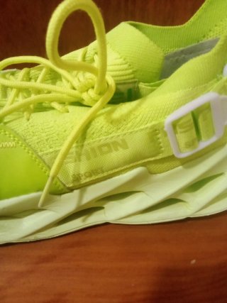 Zapatillas deportivas verde lima