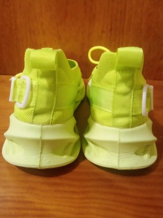 Zapatillas deportivas verde lima