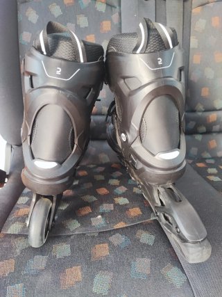 Patines en línea para adulto y protecciones