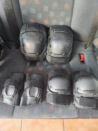 Patines en línea para adulto y protecciones