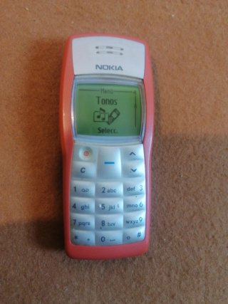 Nokia 1100 Alemania Naranja/Blanco