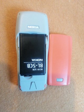 Nokia 1100 Alemania Naranja/Blanco