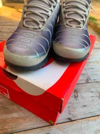 Nike TN Gris y Amarillo