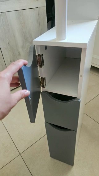 Mobiletto bagno bianco e grigio