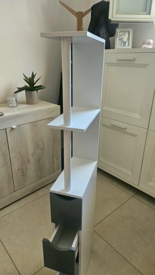 Mobiletto bagno bianco e grigio