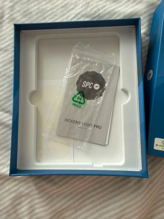 E-reader SPC Dickens Light Pro