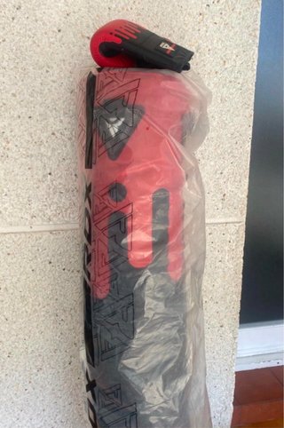 Saco de Boxeo con Guantes de Saco RDX F9