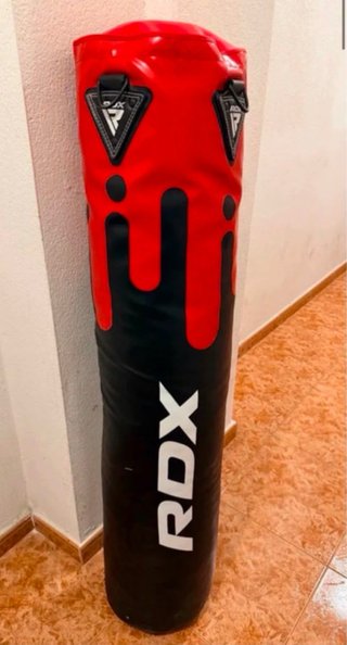 Saco de Boxeo con Guantes de Saco RDX F9