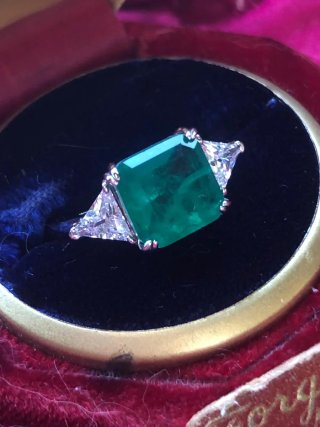 Anillo Esmeralda y Diamantes Plata