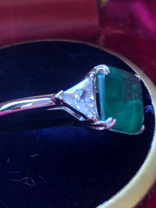 Anillo Esmeralda y Diamantes Plata