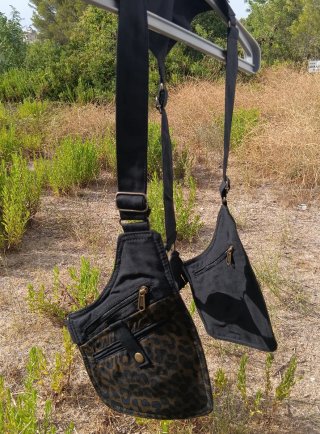 Pistolera militar con estampado de leopardo