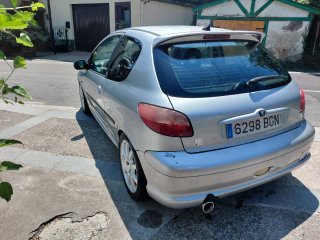 Peugeot 206 2001