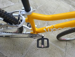 Bicicleta Woom 20 Amarilla