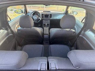 Volkswagen Beetle 2.0 TDI DSG Automático • 2015 •