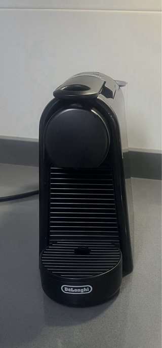 Cafetera Nespresso DeLonghi Negra