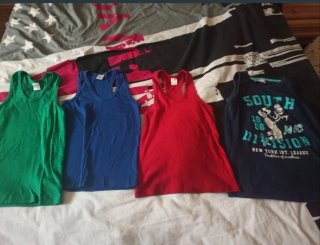Lote de ropa de verano para niño de varias tallas
