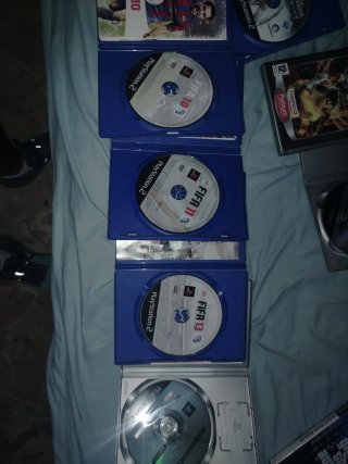 Lote 4 Juegos PS2: FIFA 10, 11, 13 y PES 6