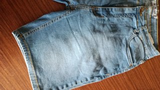 Pantalón vaquero corto