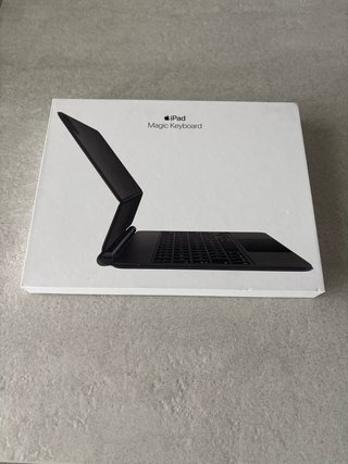 Apple Magic Keyboard 11 Space Gray