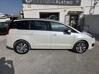 Peugeot 5008 2016 7 PLAZAS SOLO 108.000KM