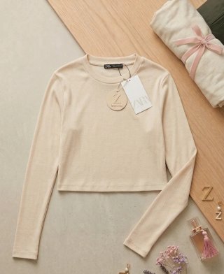 Zara Top Manga Larga Beige Talla L