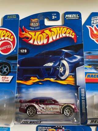 Lote Hot Wheels Mercedes C-Class y Ferrari 308