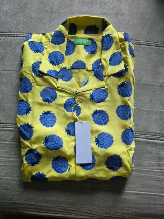 Camisa Benetton Estampado Frutas Amarilla