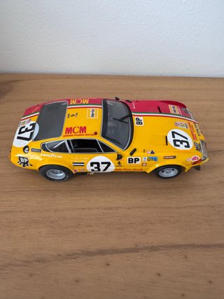 Coche Slot Scalextric Ferrari 37
