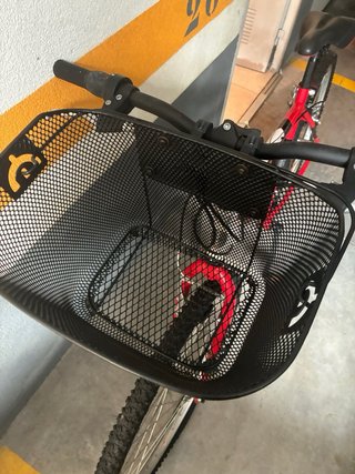 Bicicleta TOPBIKE Roja con Cesta en BARAKALDO