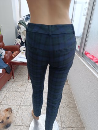 Pantalones cuadros azul y verde Pull&Bear- Talla S