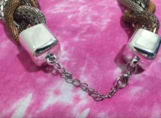 Collare intrecciato da donna