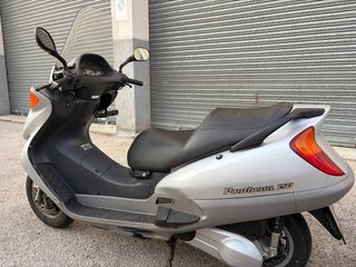 Honda Pantheon 150 Plata Maxi-Scooter