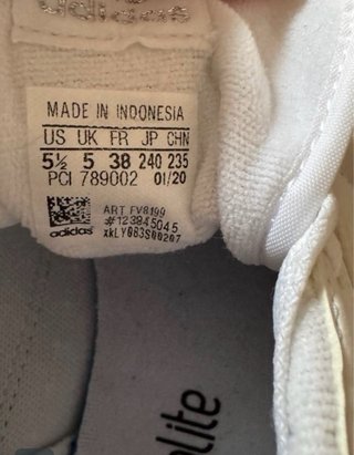 Zapatillas Adidas Continental Blancas y Plateadas