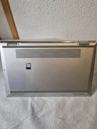 portátil HP EliteBook x360 1040 G7