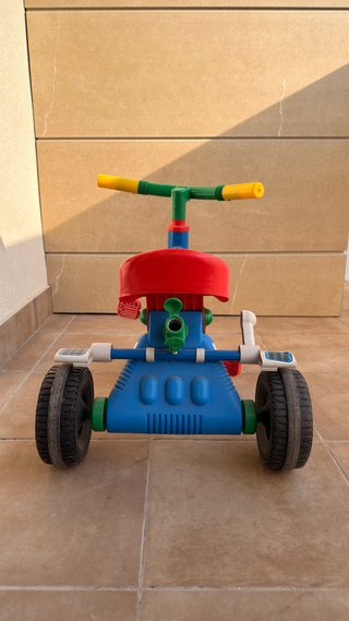 Triciclo infantil