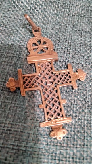 Colgante Cruz Metal Estilo Vintage