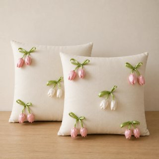2 Cojines decorativos con tulipanes