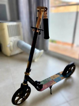 Patinete plegable con ruedas grandes