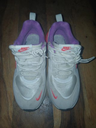 Nike Air Max Verona Donna Viola Bianco