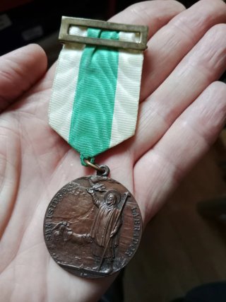 Medalla San Isidro Labrador