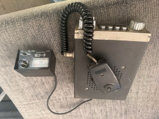 Lote 4 emisoras radioaficionado con accesorios