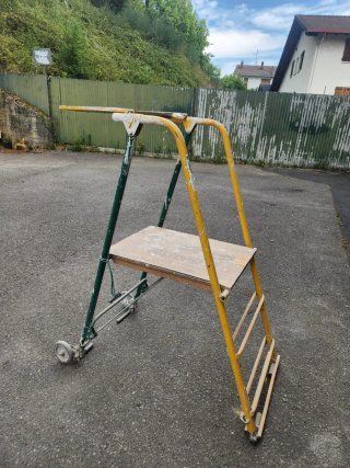 Escalera de plataforma Macc