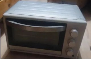 Horno eléctrico plateado