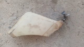 Derbi Variant América caballete central encendido