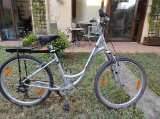 Bici de passeig lleugera i còmode.