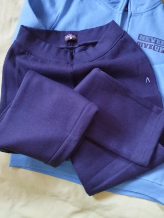 Conjunto chándal azul talla 12