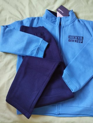 Conjunto chándal azul talla 12