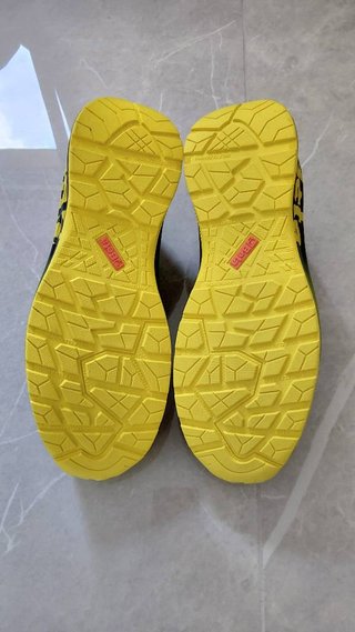 scarpe antinfortunistiche nuove